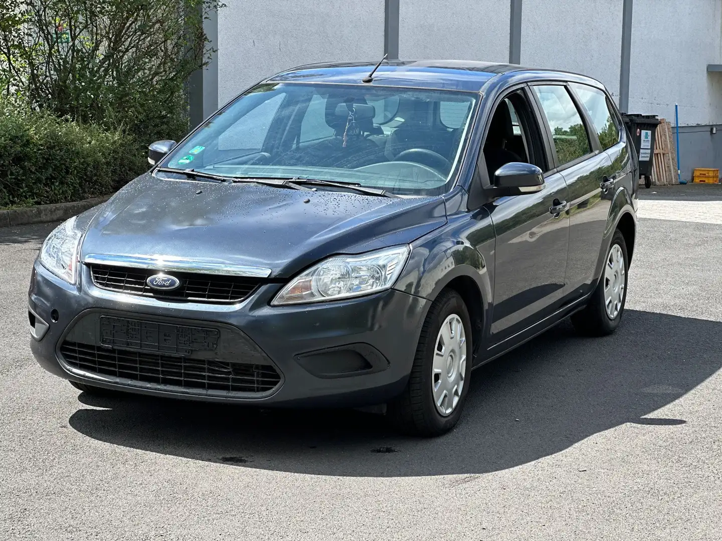 Ford Focus Turnier 1.6 TDCi DPF Ambiente - 1