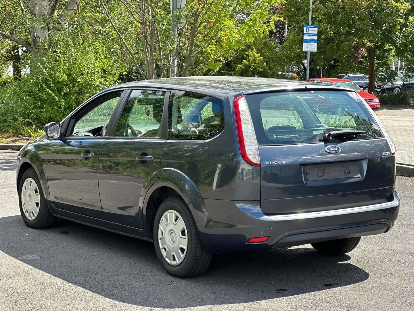 Ford Focus Turnier 1.6 TDCi DPF Ambiente - 2