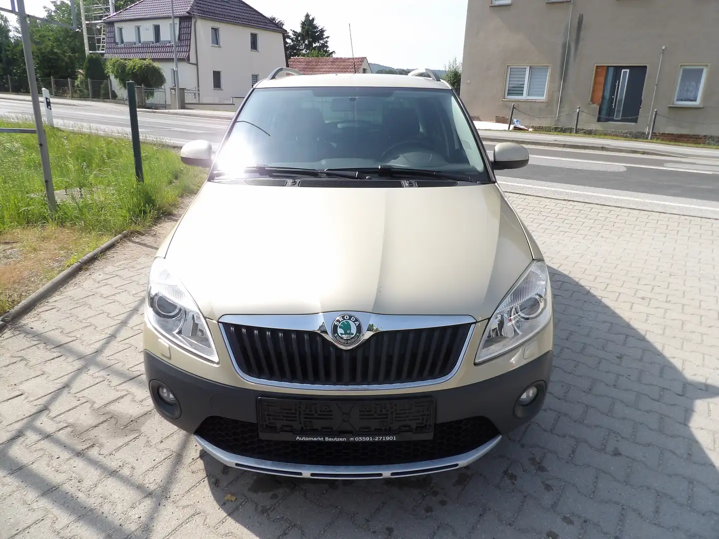 Skoda Fabia Scout, Klima, Sitzheizung, HU-AU NEU Beżowy - 2