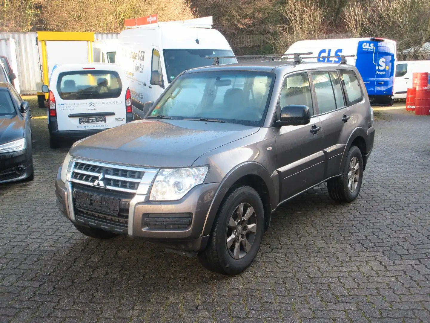 Mitsubishi Pajero 3.2 DI-D Maro - 1