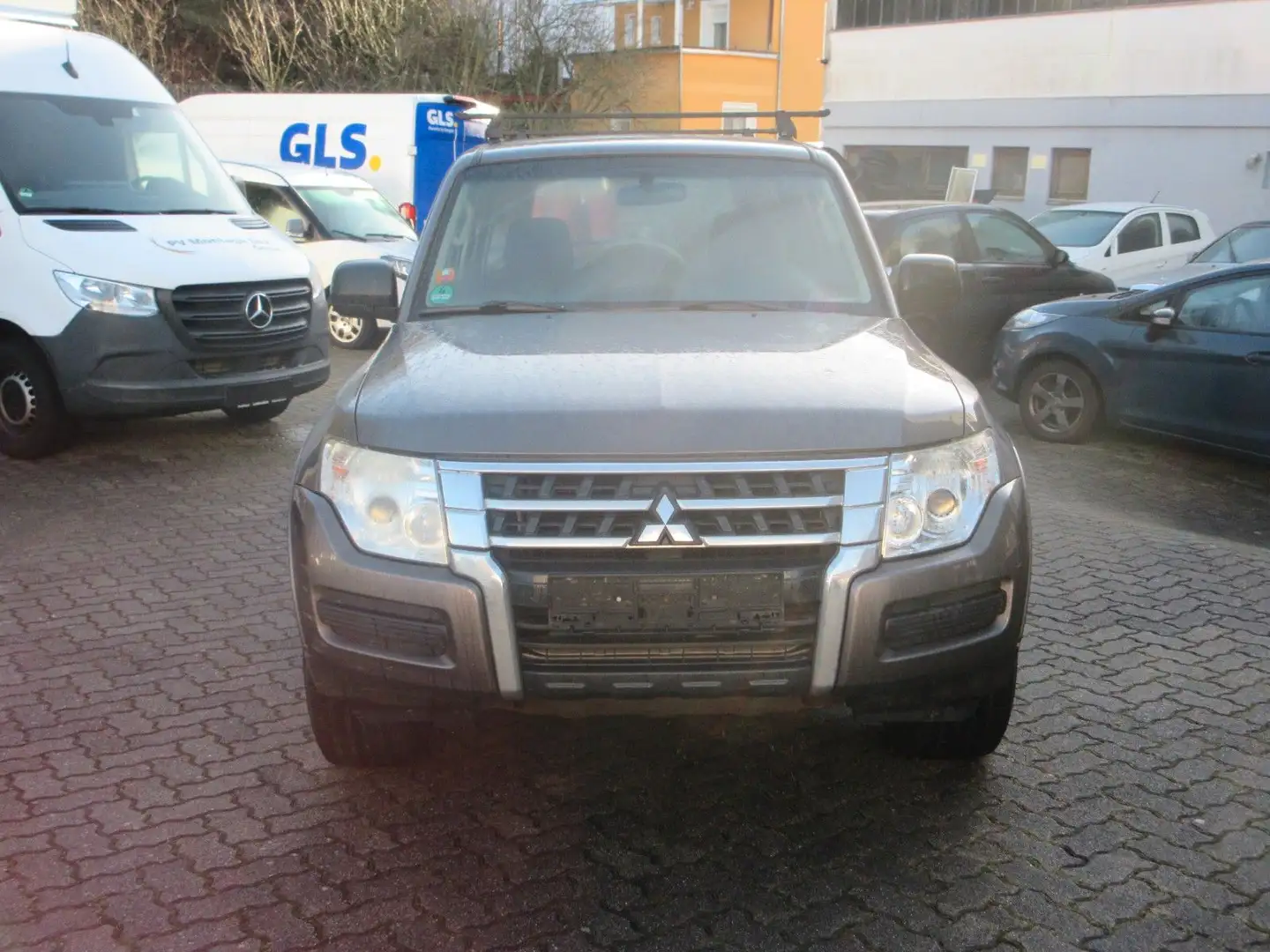 Mitsubishi Pajero 3.2 DI-D Maro - 2