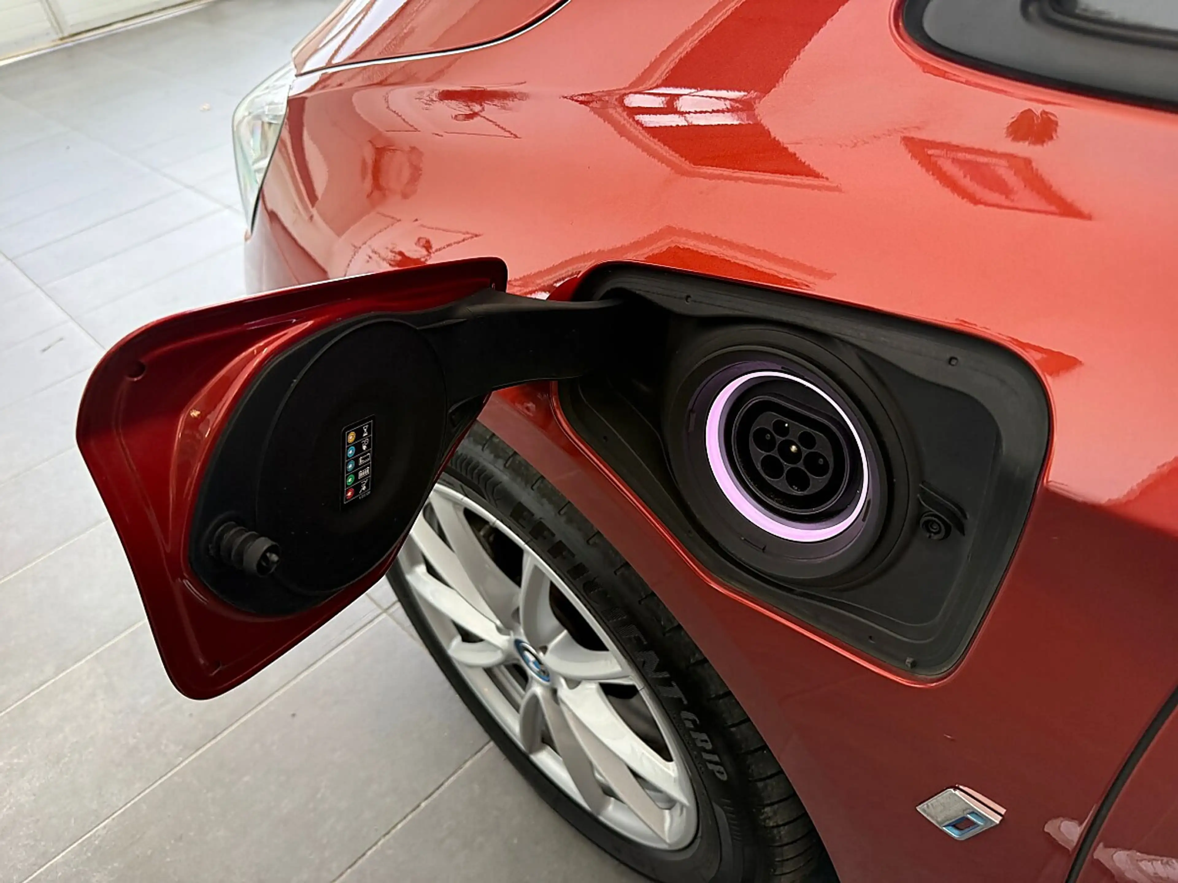 BMW 225 xe PHEV iPerf. Active Tourer, HUD/Sportsitze/Ko... — photo 14