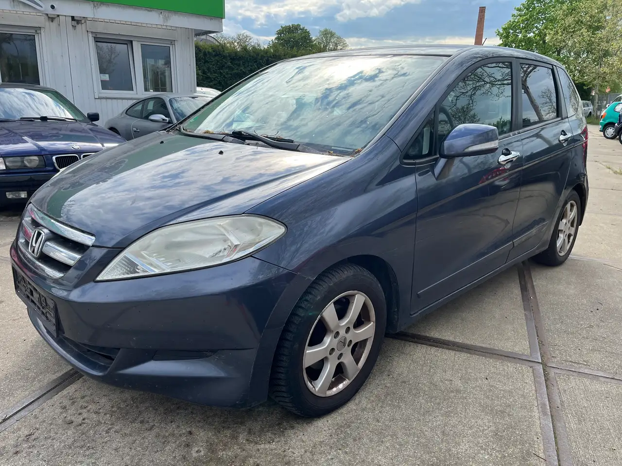 Honda FR-V
