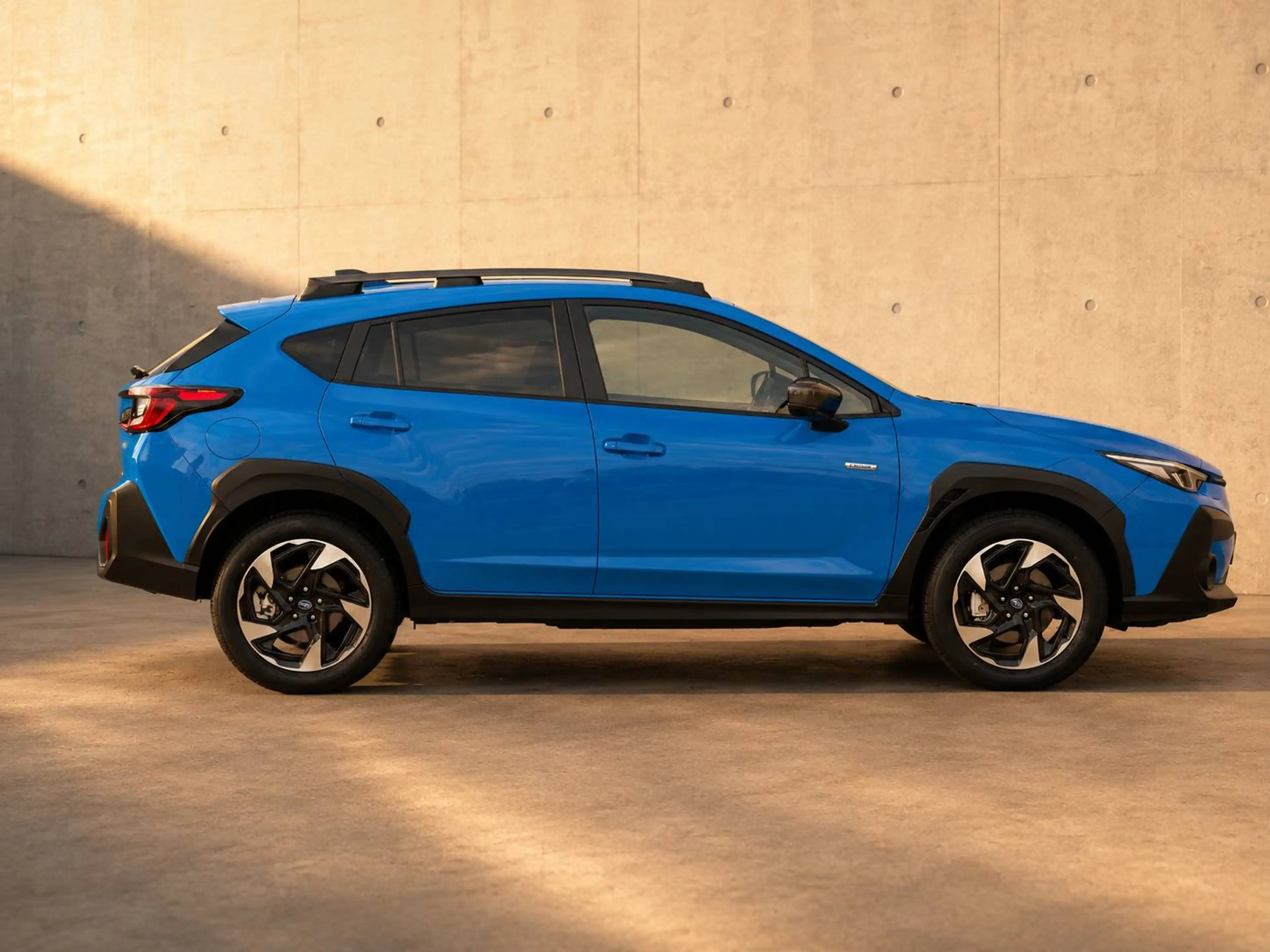 Subaru Crosstrek Active — photo 2
