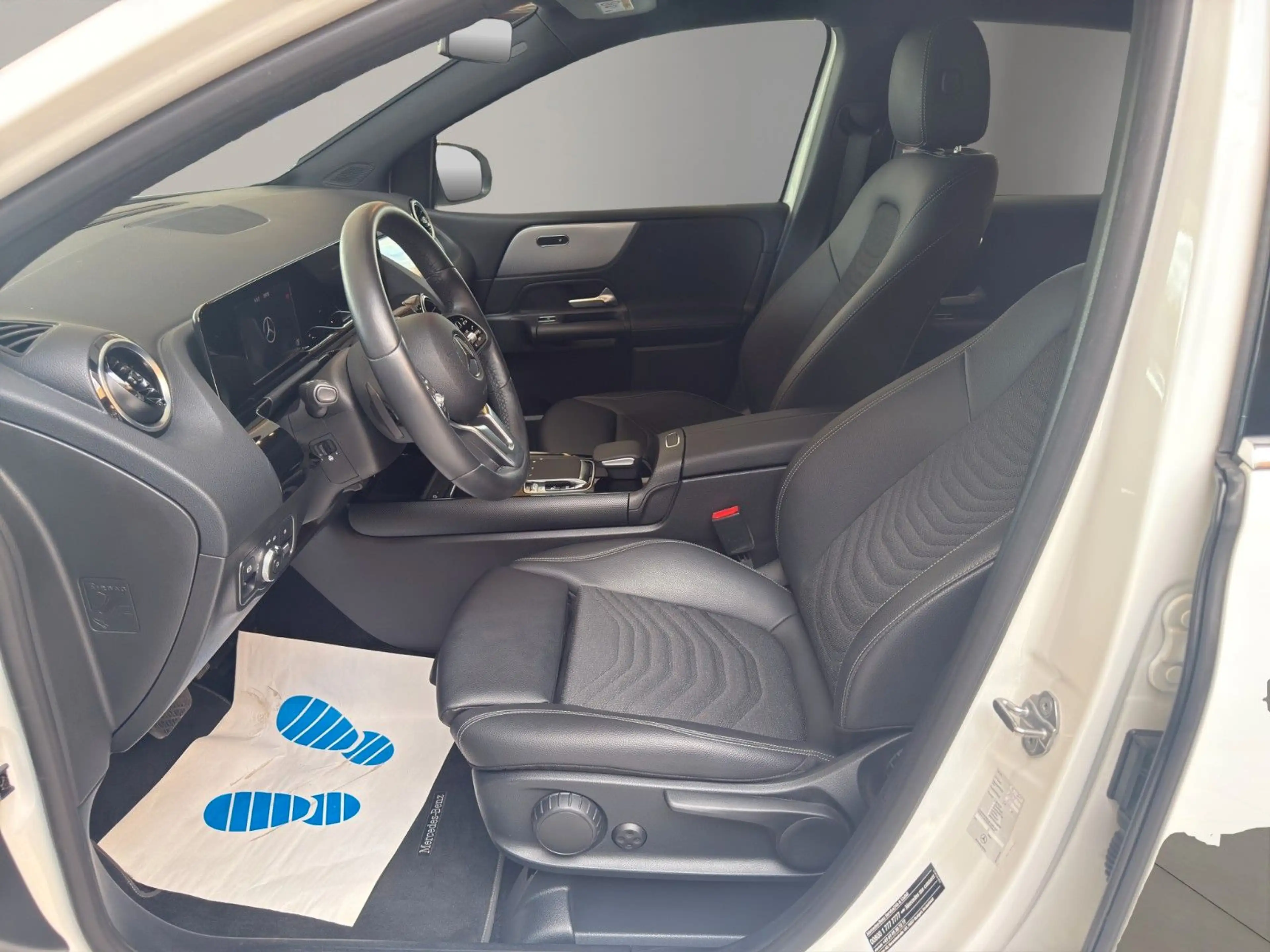 Mercedes-Benz B 180 /RFK/PDC/KLIMA/NAVI/UVM.. — photo 11