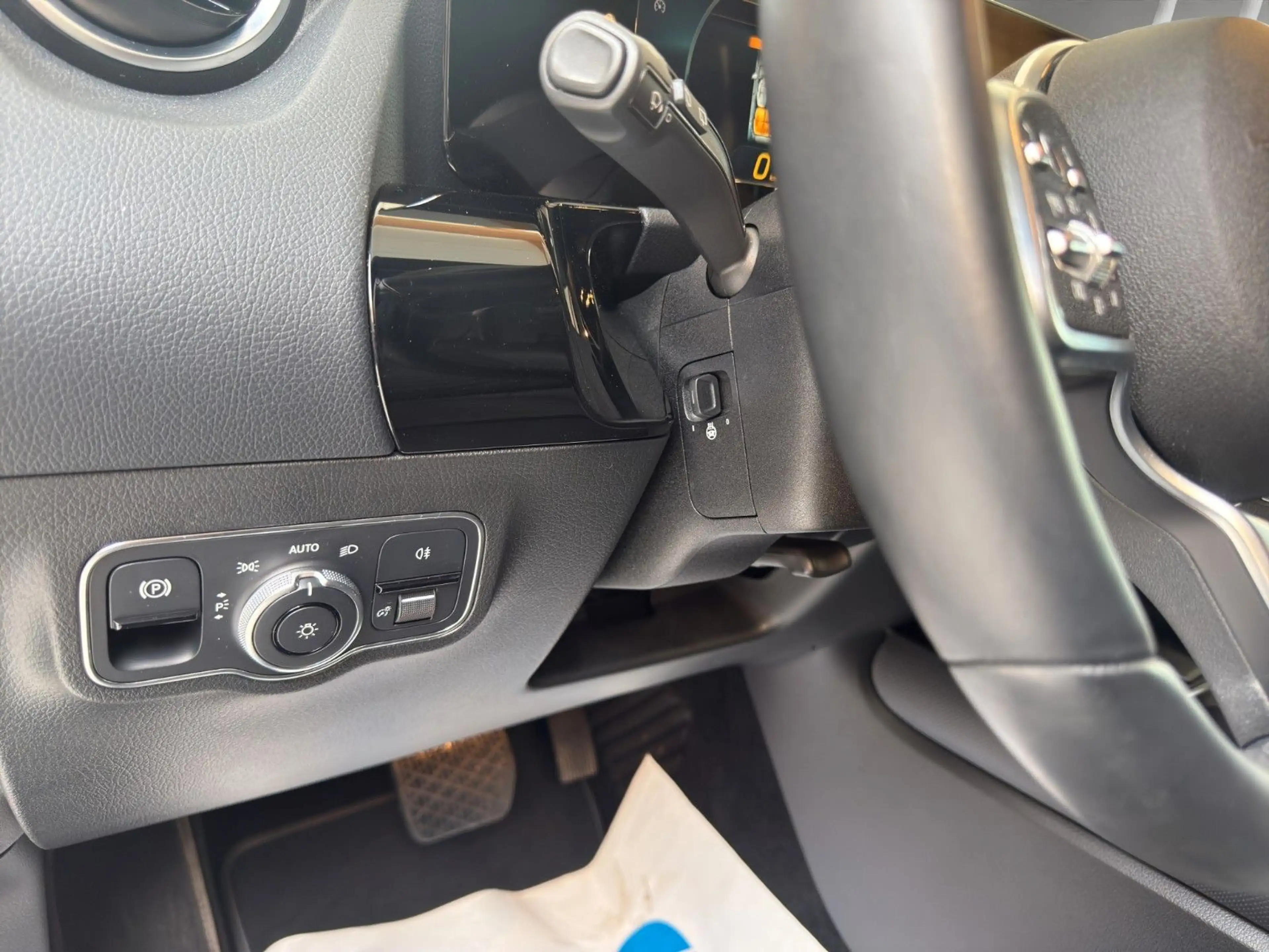 Mercedes-Benz B 180 /RFK/PDC/KLIMA/NAVI/UVM.. — photo 10