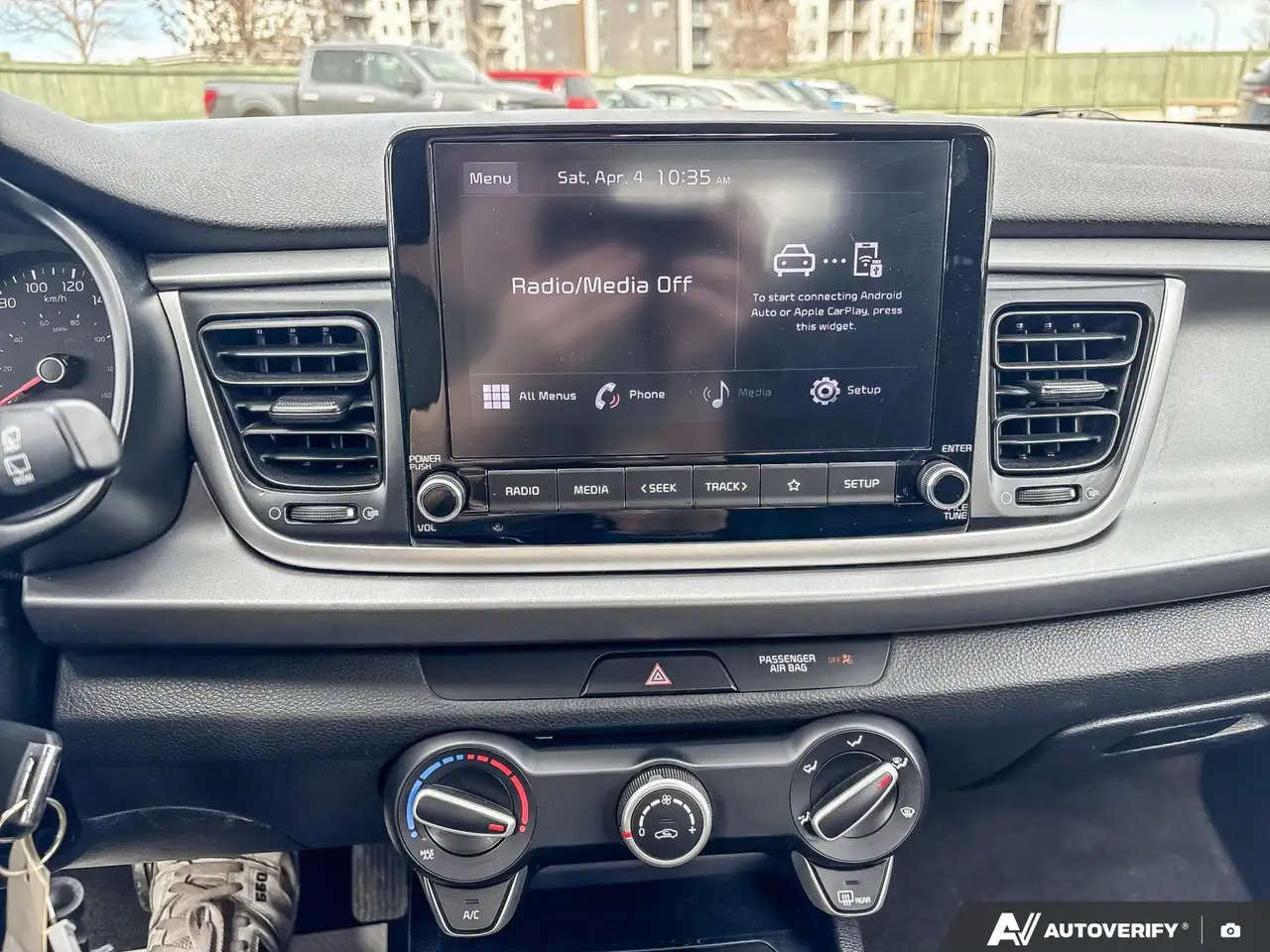Kia Rio снимка Kia Rio