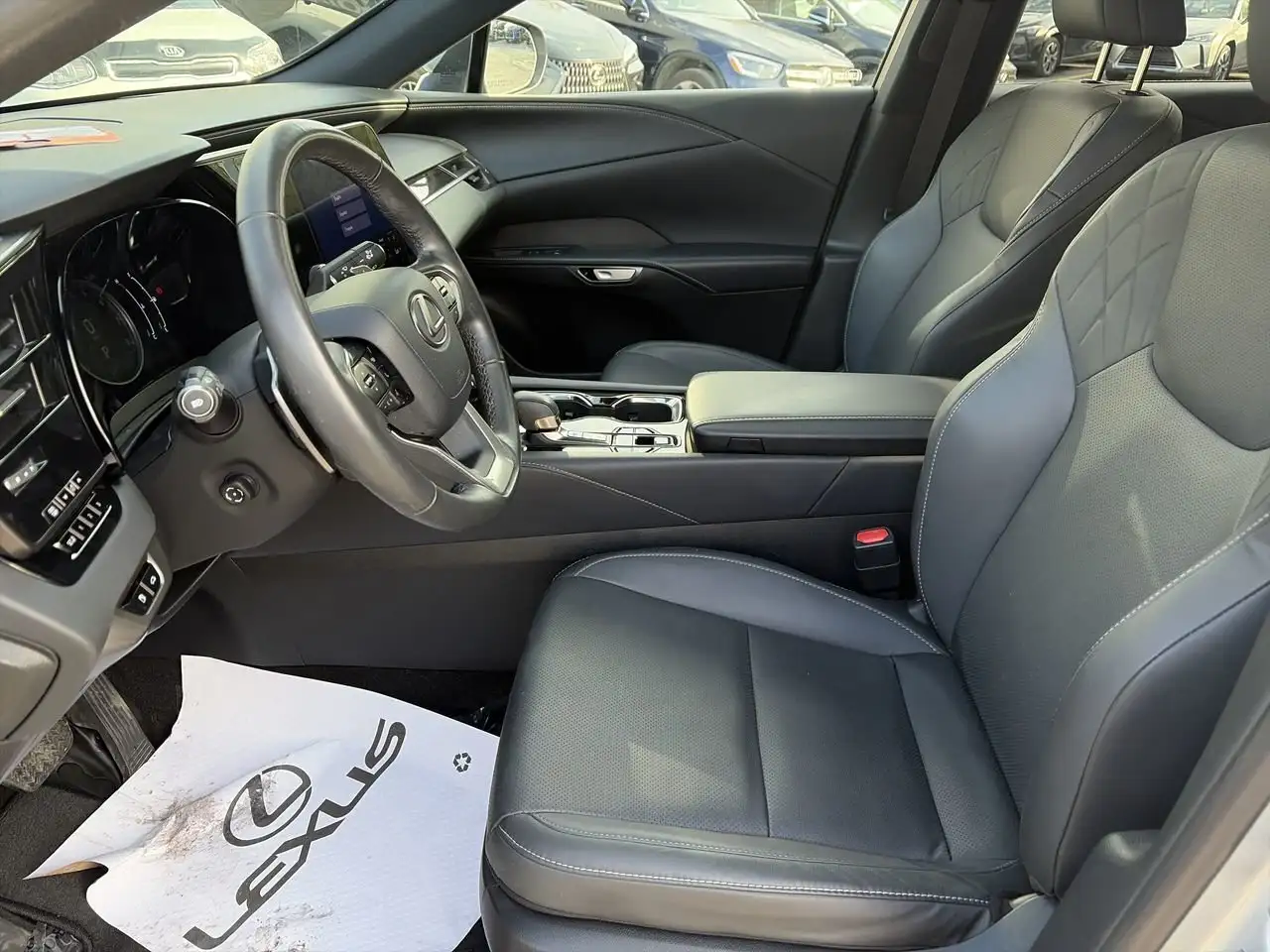 Lexus RX снимка Lexus RX