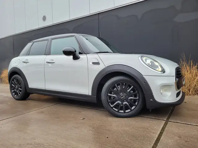 Mini Cooper Cooper main image