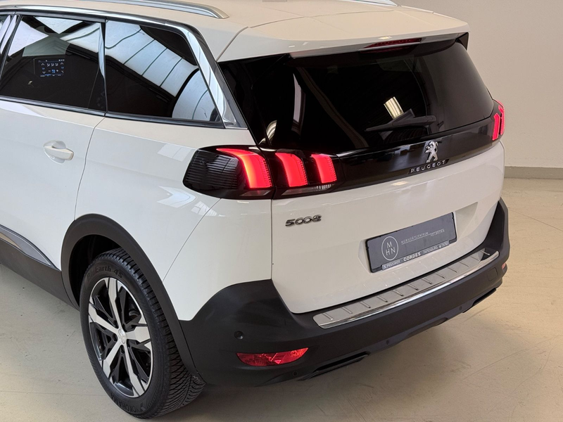 Peugeot 5008 Allure 2.0 HDI 7-SITZER*360°*SPUR*TEMP*TOTW — photo 10