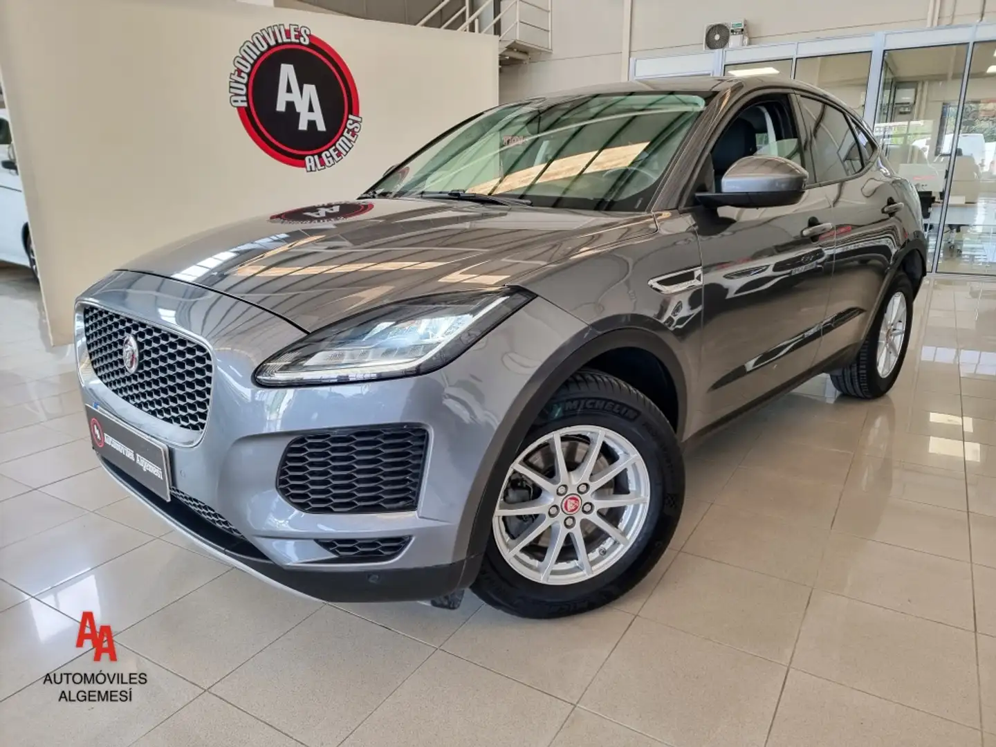 Jaguar E-Pace 2.0D I4 S AWD 150 Gris - 2