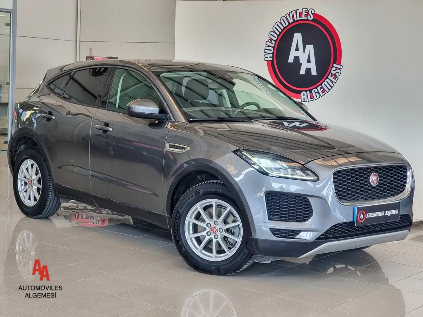 Jaguar E-Pace 2.0D I4 S AWD 150 Gris - 1