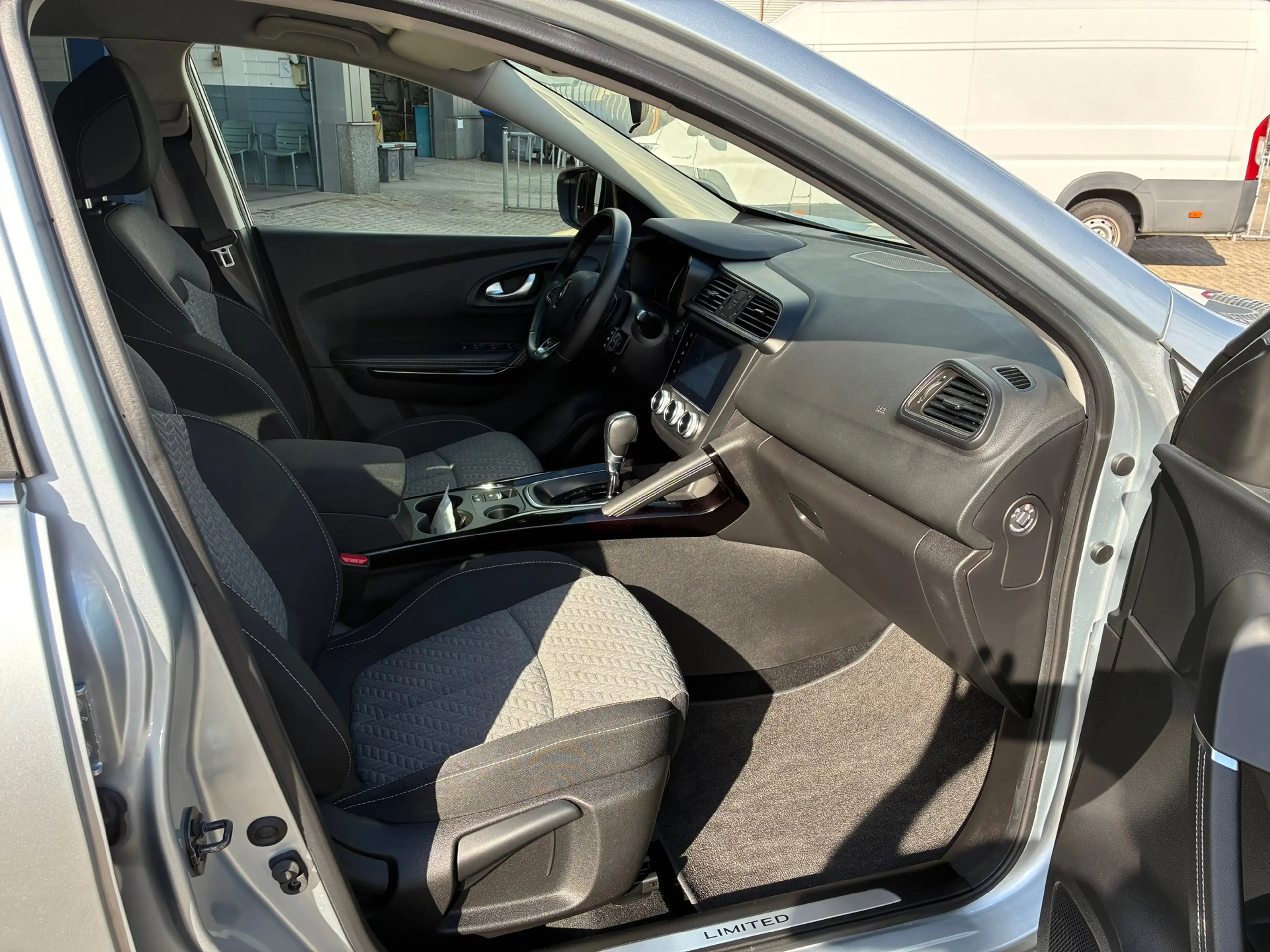 Renault Kadjar 1.3 TCe Limited — photo 5