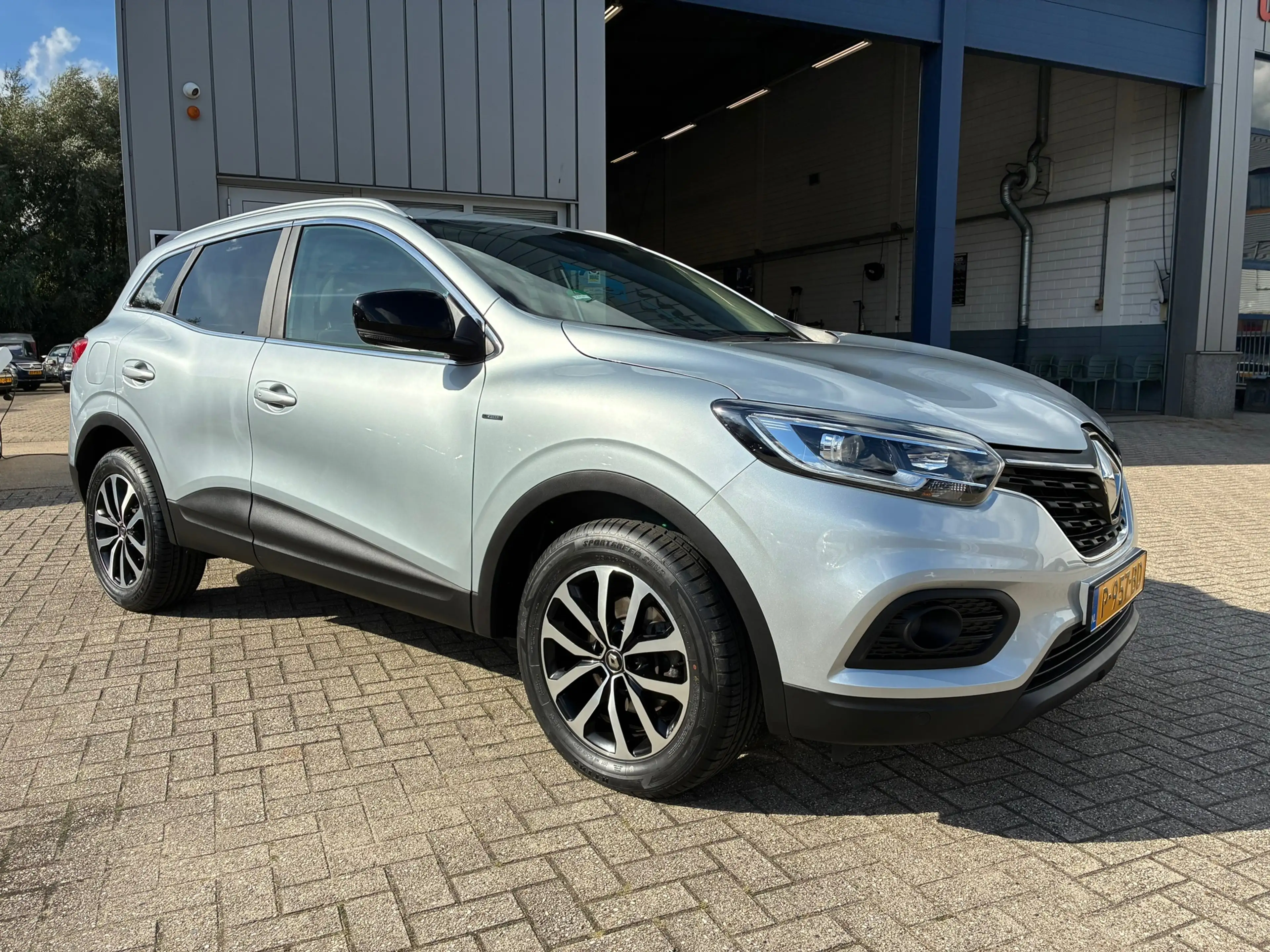 Renault Kadjar 1.3 TCe Limited — photo 3