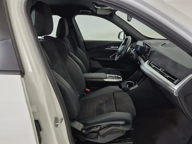 BMW X1 view 10