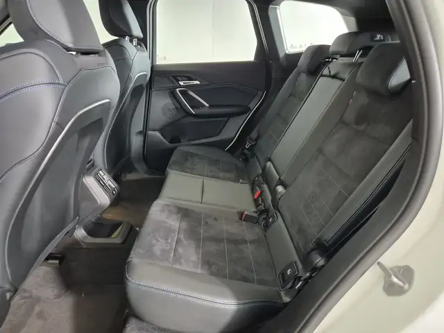 BMW X1 view 7
