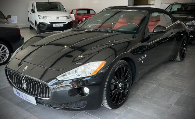 Maserati GranCabrio Grancabrio 4.7i V8 Automatic *** 100% BELGE ***
