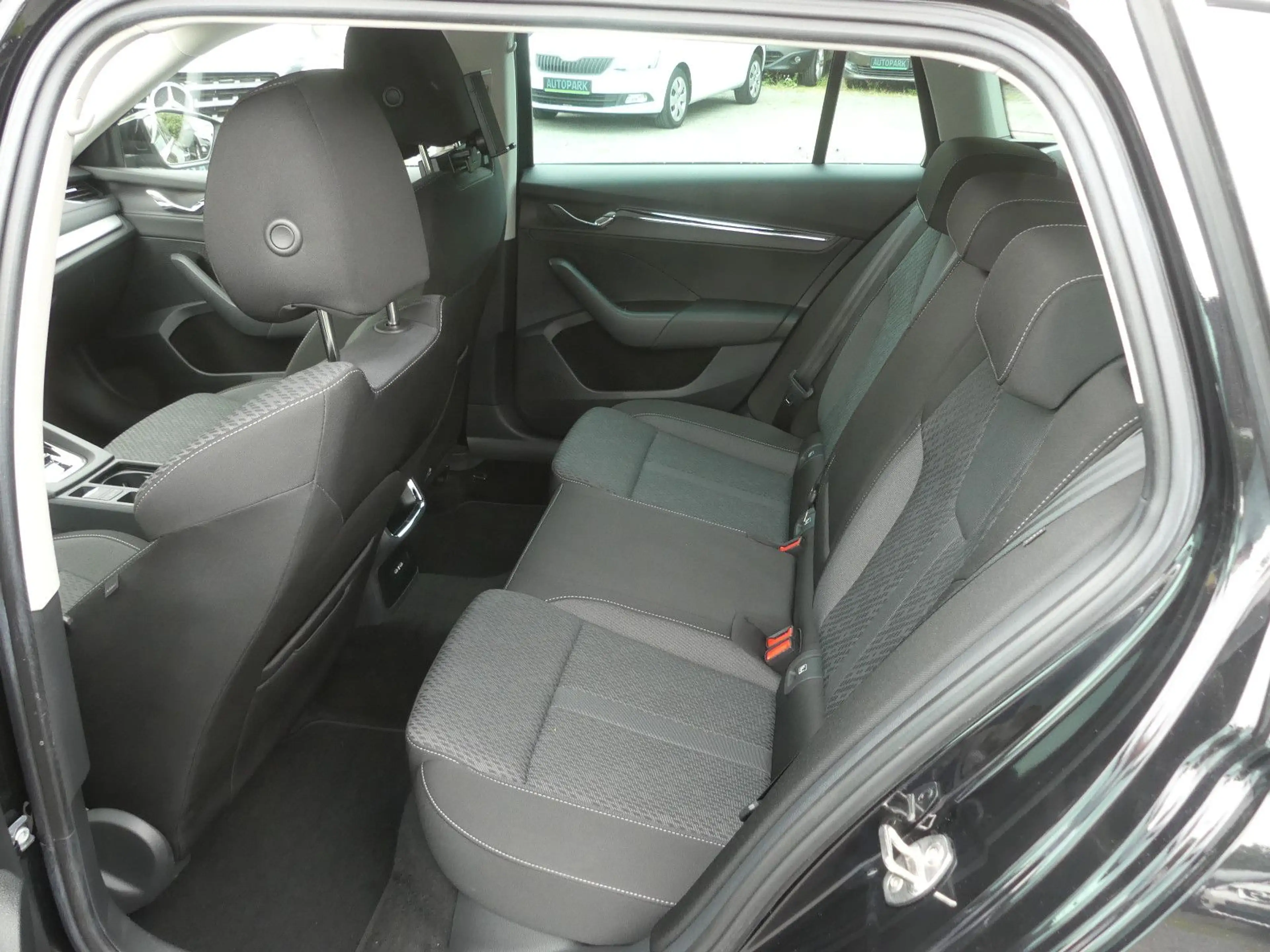 Skoda Octavia Combi Style*Automatik*Nr.00 — photo 10