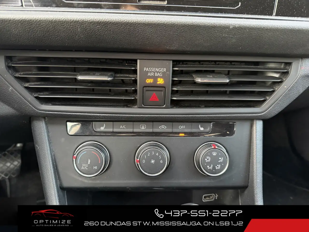 Volkswagen Jetta снимка Volkswagen Jetta
