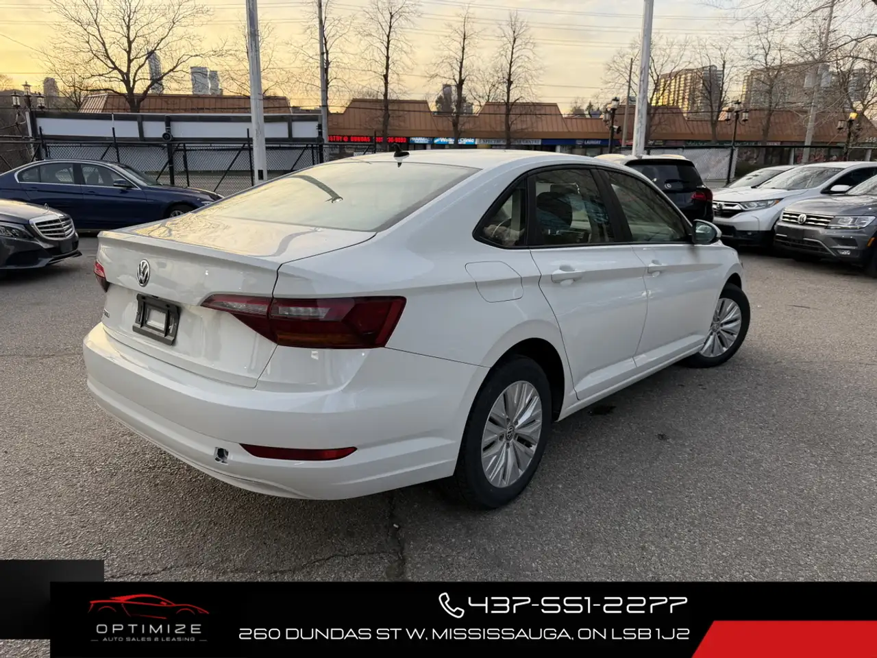 Volkswagen Jetta снимка Volkswagen Jetta