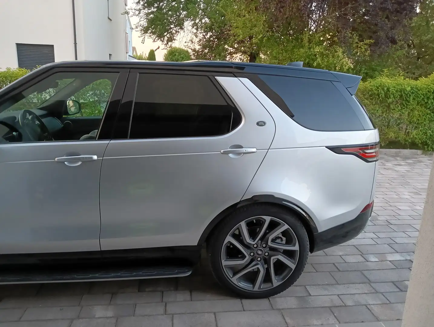 Land Rover Discovery Discovery5 2.0 sd4 HSELuxury 240cv 7pti R-dynamic Argent - 2