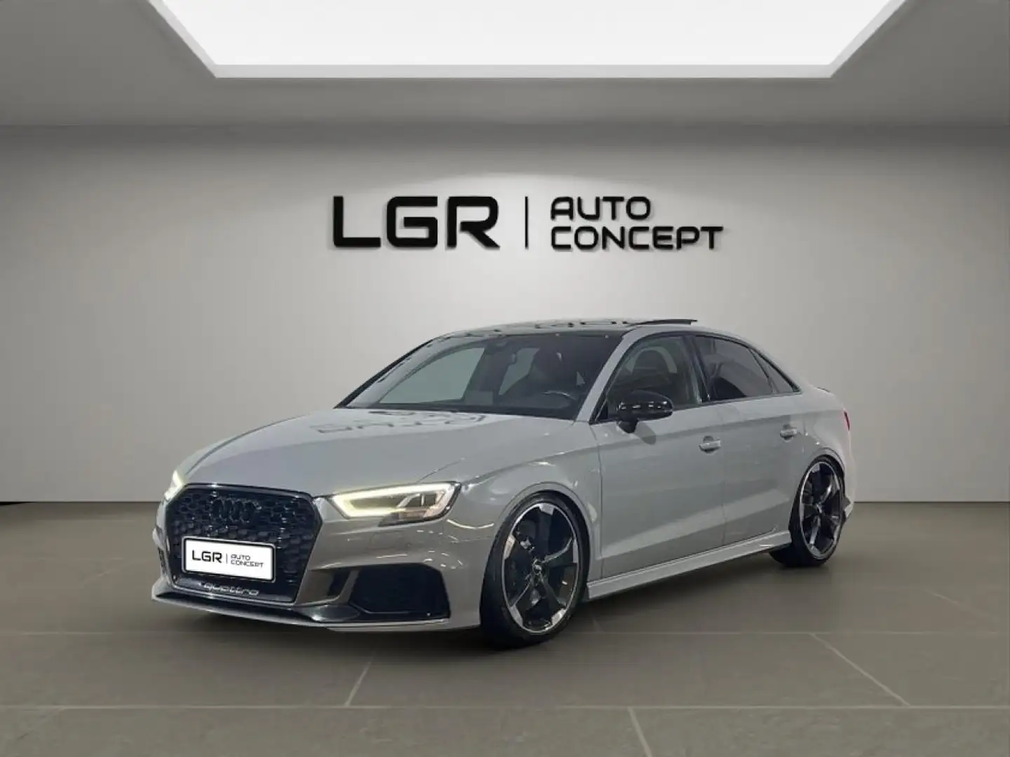 Audi A3 RS3 Berline Quattro 2.5 TFSI  400 - BV S-tronic -  Gris - 1