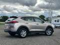 Hyundai TUCSON Select 2WD * Kamera * Navi * Sitzh.* Weiß - thumbnail 3