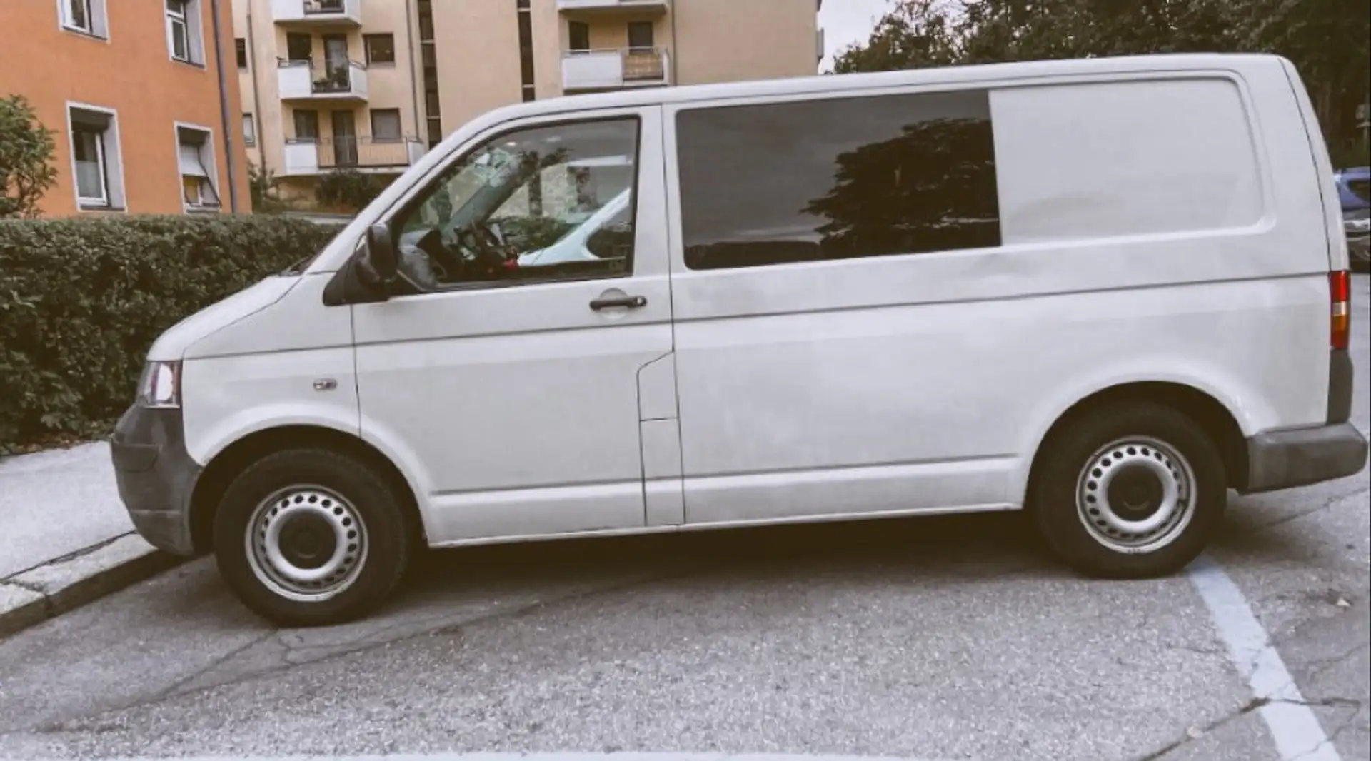 Volkswagen T5 Transporter Transporter T5 DPF 7HA105/WF2/0WQ//PG1/ZP4 4MOTION Weiß - 2