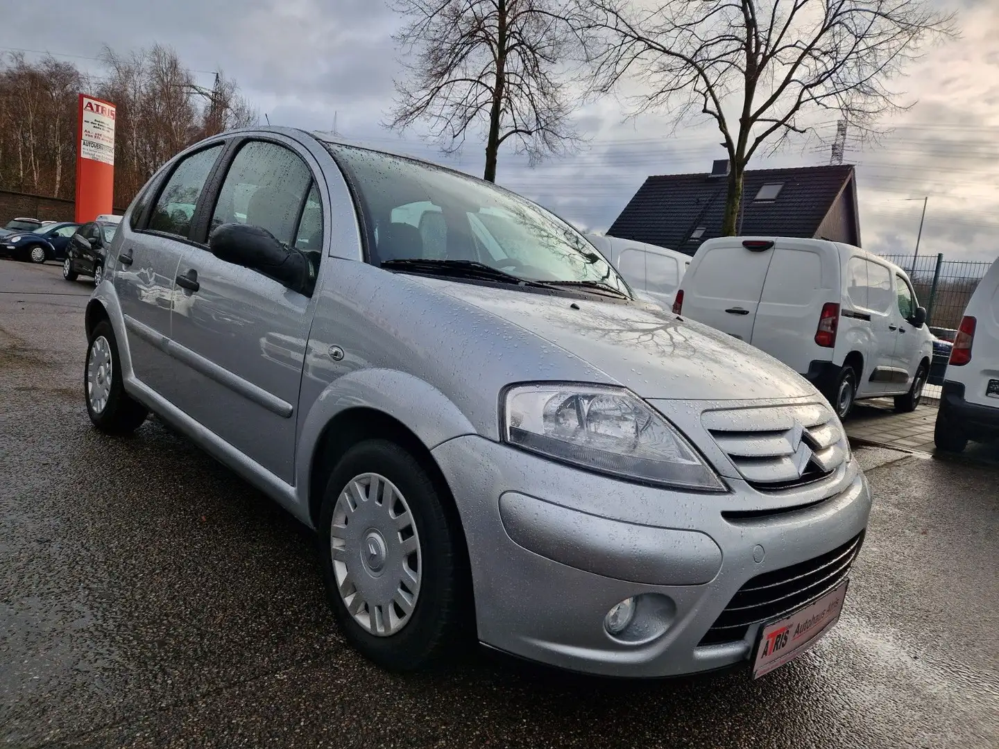 Citroen C3 1.4 Confort Klima Silber - 2