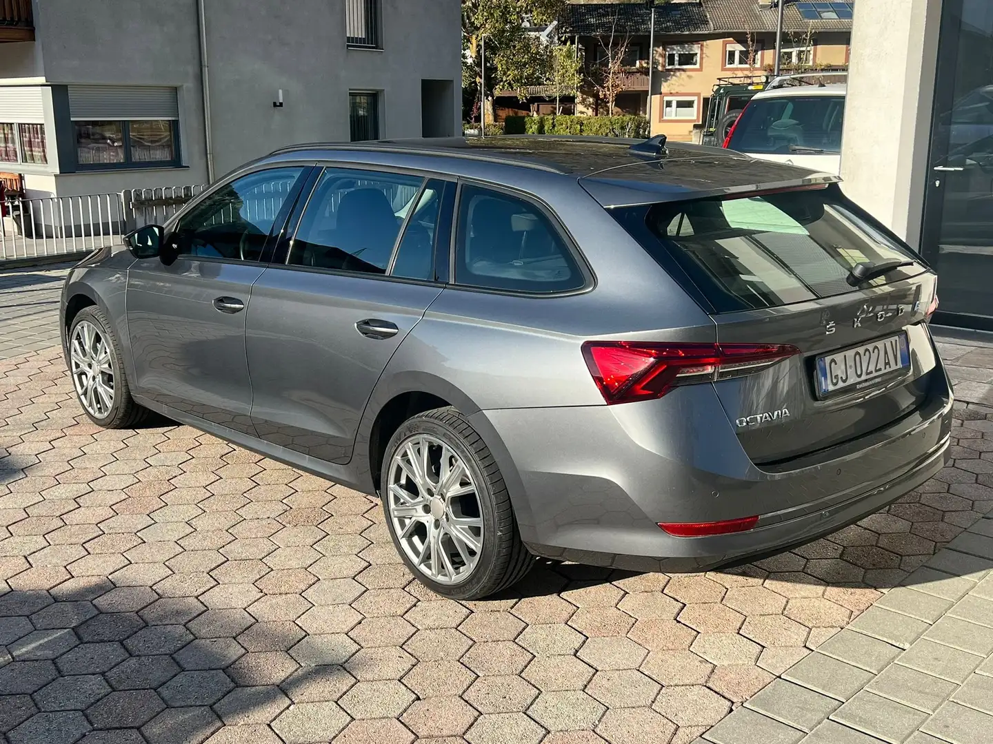 Skoda Octavia Octavia Wagon 2.0 tdi evo Executive 115cv dsg Grigio - 2