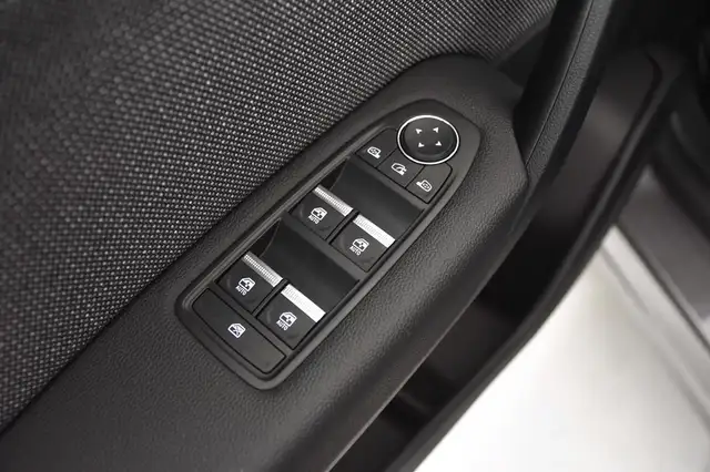 Renault Captur view 13