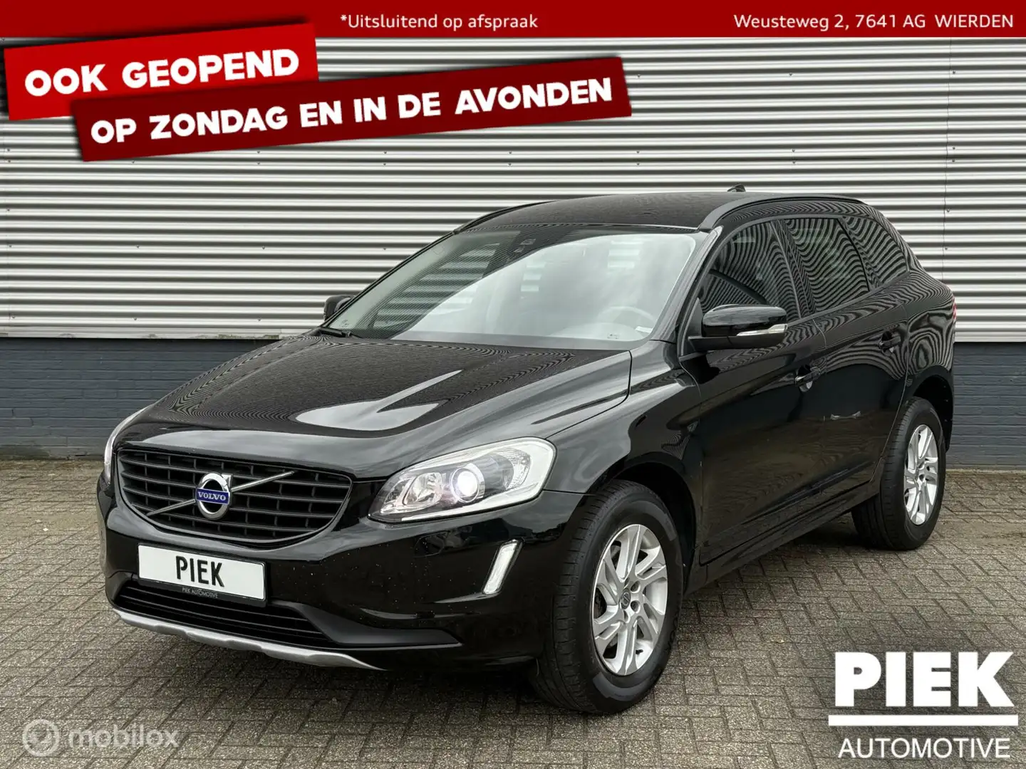Volvo XC60 2.0 D3 FWD Summum EXPORTPRIJS! Zwart - 1