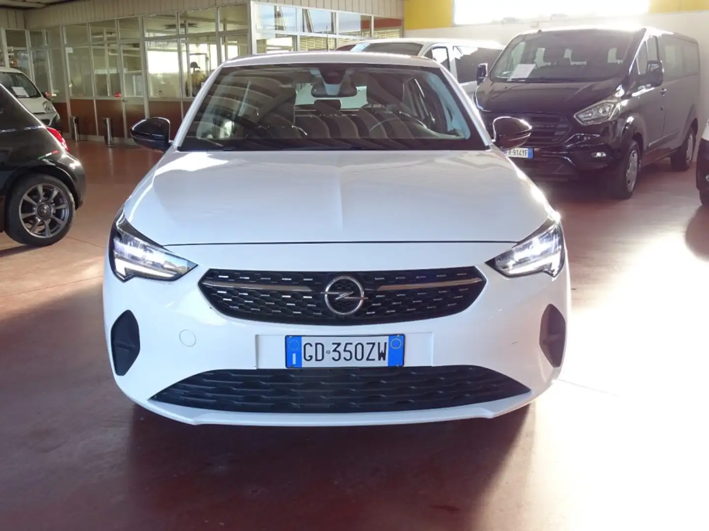 Opel Corsa 1.2 75CV Elegance Bianca OK NEOPATENTATI Bianco - 2