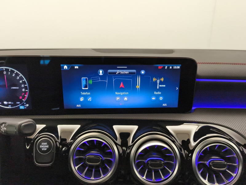 Mercedes-Benz CLA 250 CLA 250 e SB AMG Advanced+ Distro Pano AHK Ambiente — photo 15