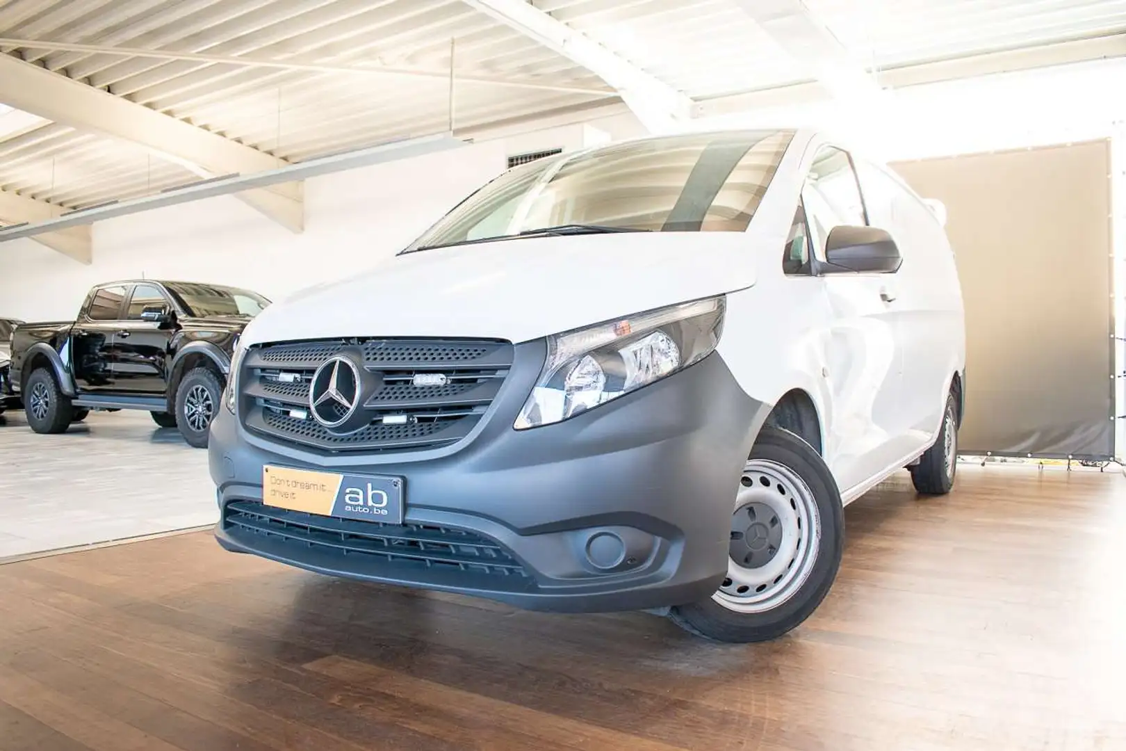 Mercedes-Benz Vito 114D *LV 3 PL*, ANDROID AUTO, A/C, BT, CAMERA, CC Blanc - 1