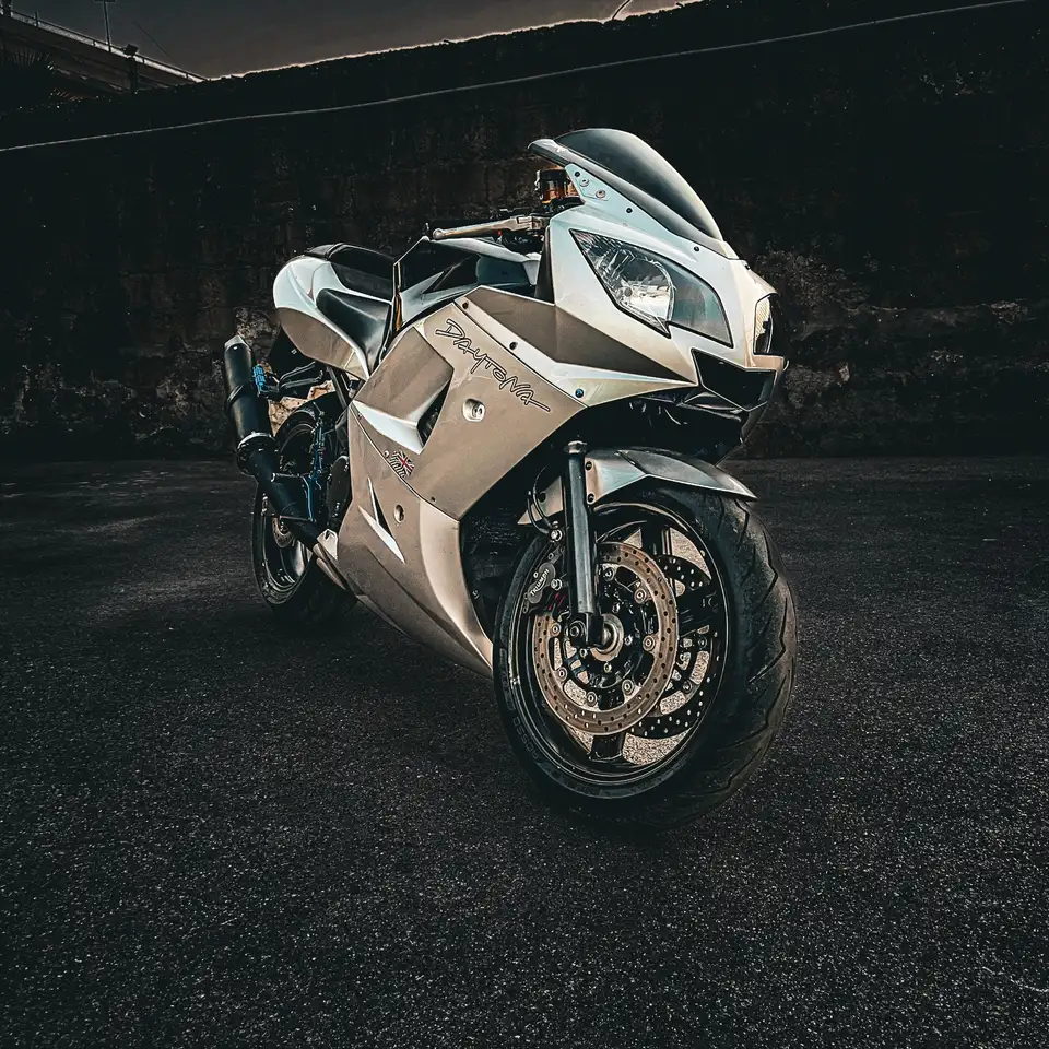 Triumph Daytona 600