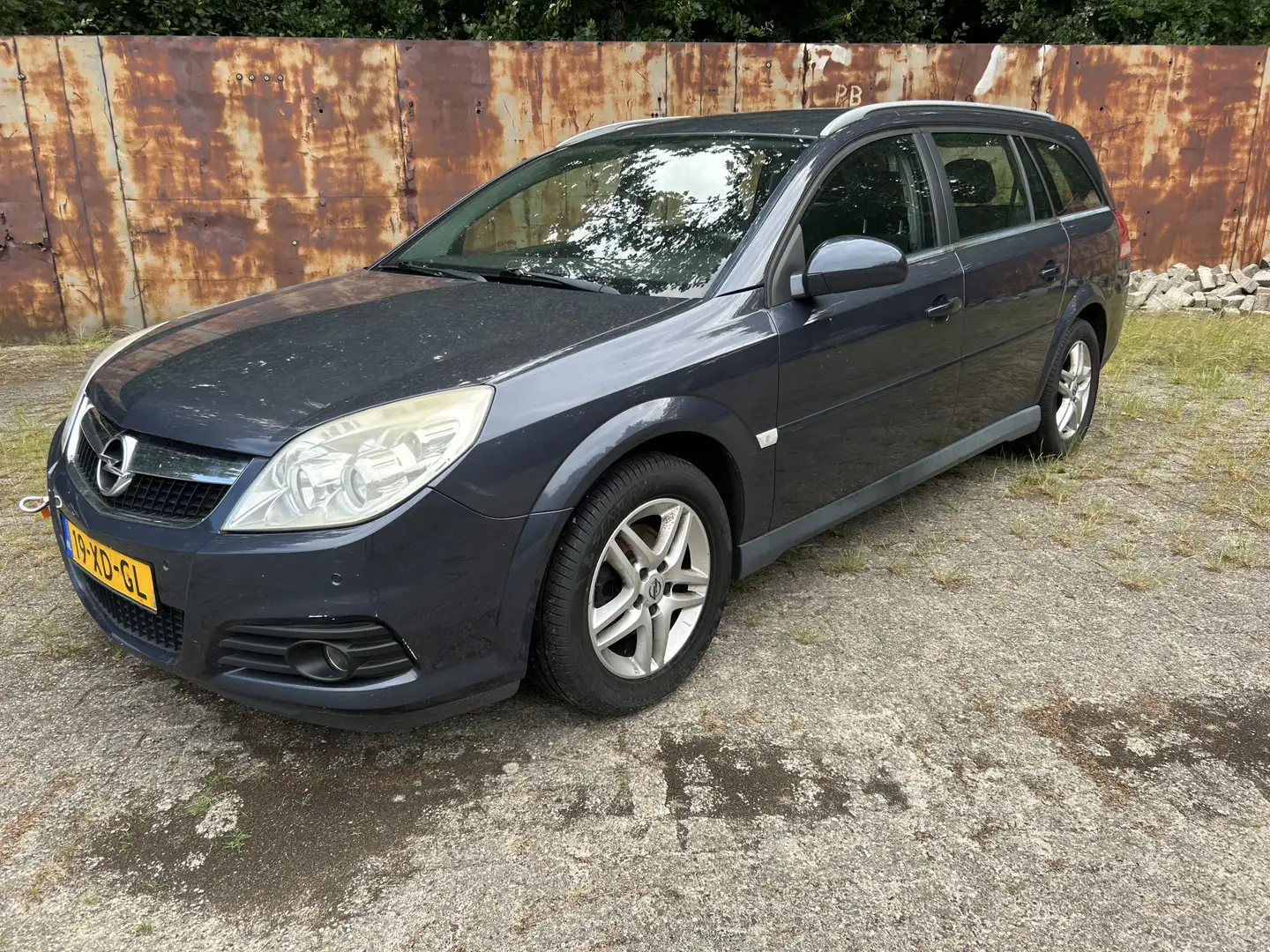 Opel Vectra Wagon 2.2-16V Temptation ENGINE BROKEN Grijs - 2