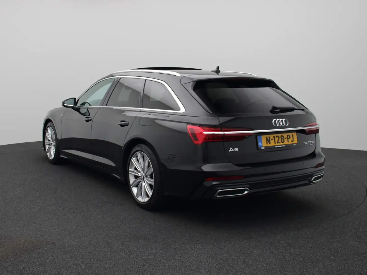 Audi A6 Avant 55 TFSI e quattro Sport 367 PK | S-line | Pa Zwart - 2