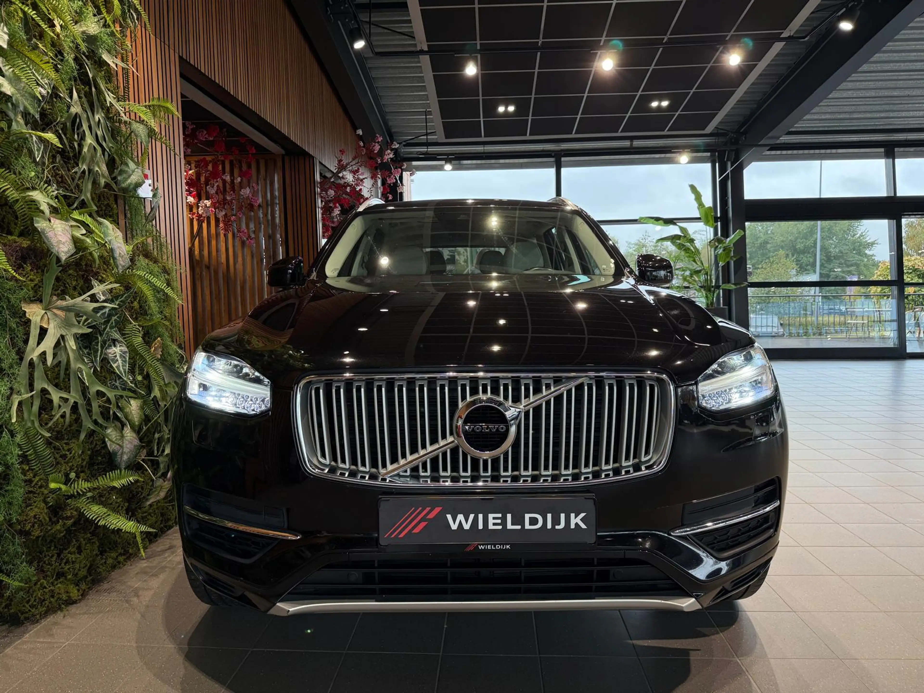 Volvo XC90 2.0 T8 Twin Engine AWD Inscription Panoschuifdak t — photo 7