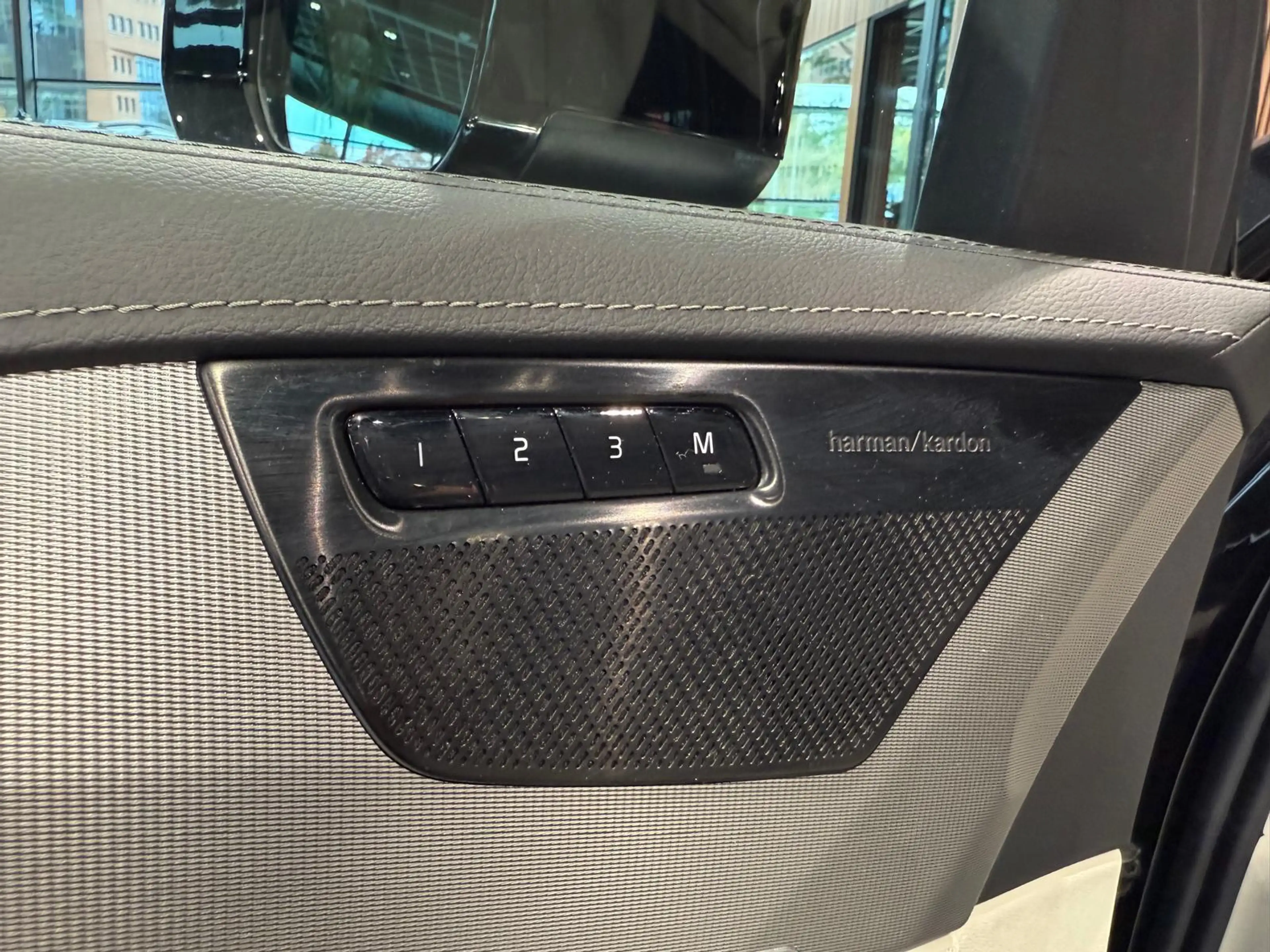 Volvo XC90 2.0 T8 Twin Engine AWD Inscription Panoschuifdak t — photo 12