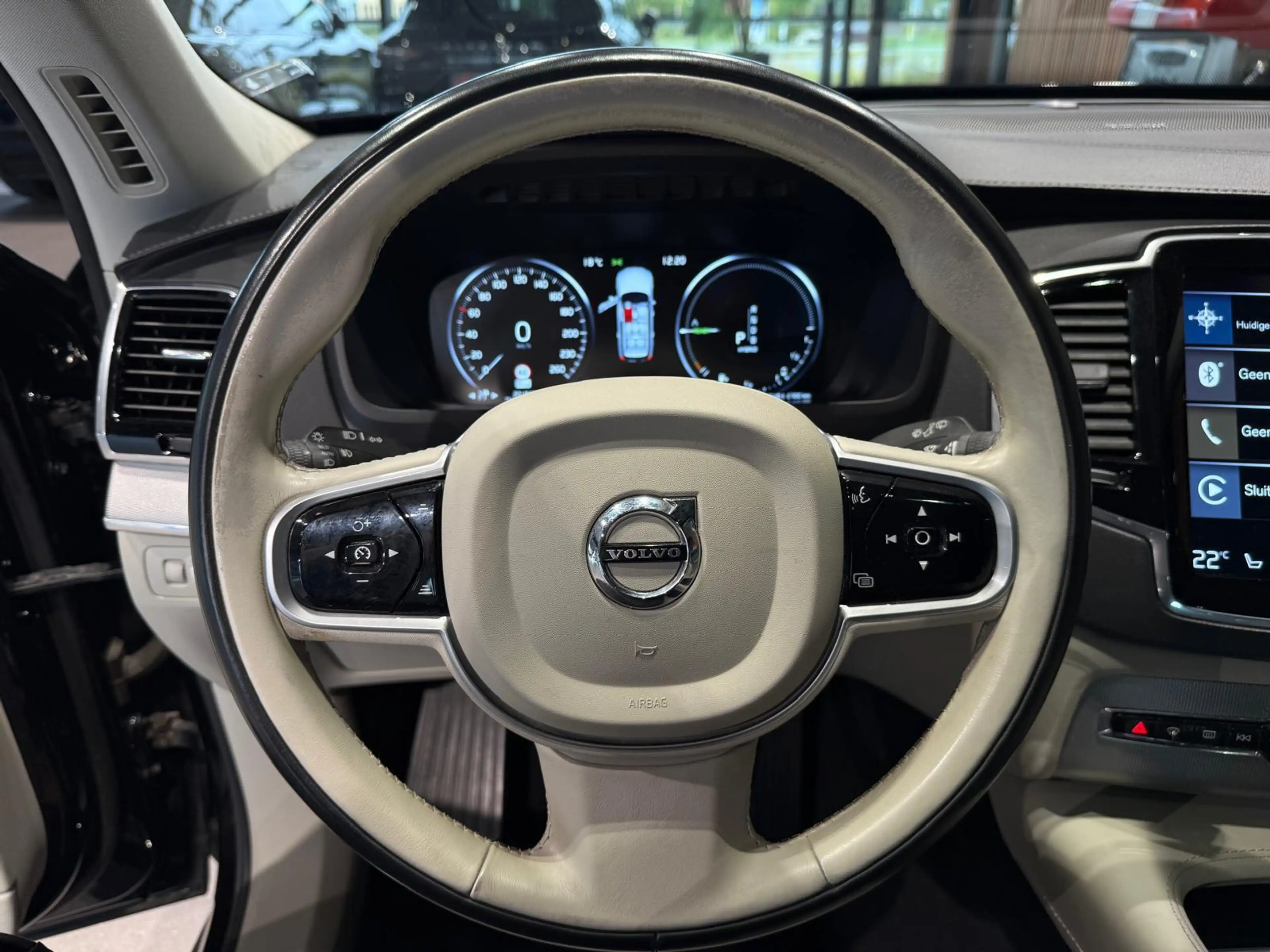 Volvo XC90 2.0 T8 Twin Engine AWD Inscription Panoschuifdak t — photo 16