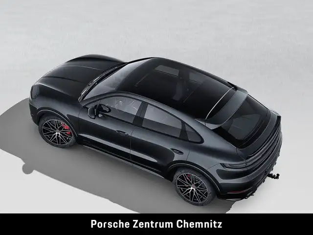 Porsche Cayenne view 4