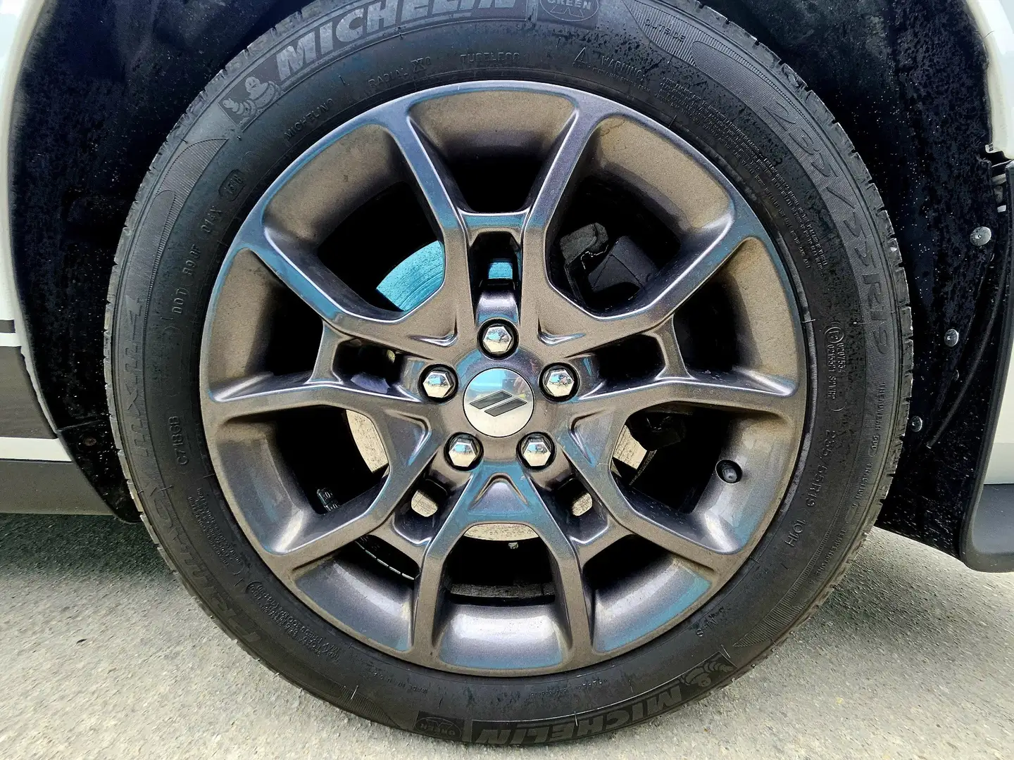 Dodge Challenger 3.6 V6 SXT Plus 305cv at8 - 2