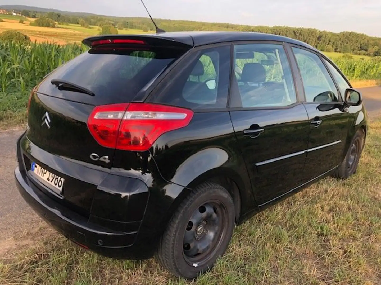 Citroen C4 Picasso C4 Picasso VTi 120Tendance Fekete - 2