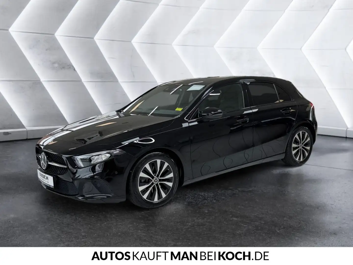 Mercedes-Benz A 200 4Matic 8G-DCT MBUX LED Totw NAVI SHZ KAM TEM Negro - 2