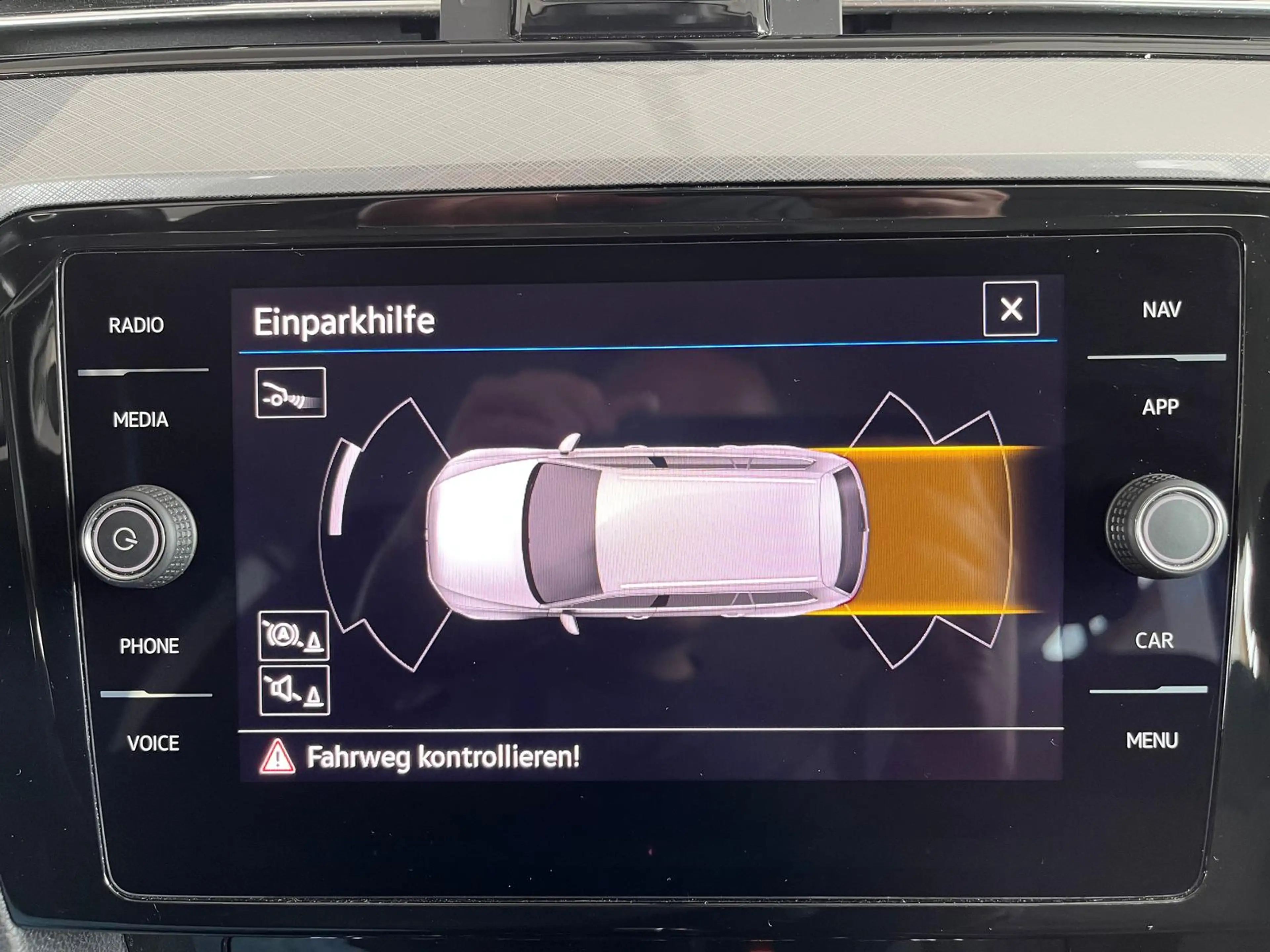 Volkswagen Passat Variant Business 2.0 TDI DSG NAVI ACC SHZ — photo 9