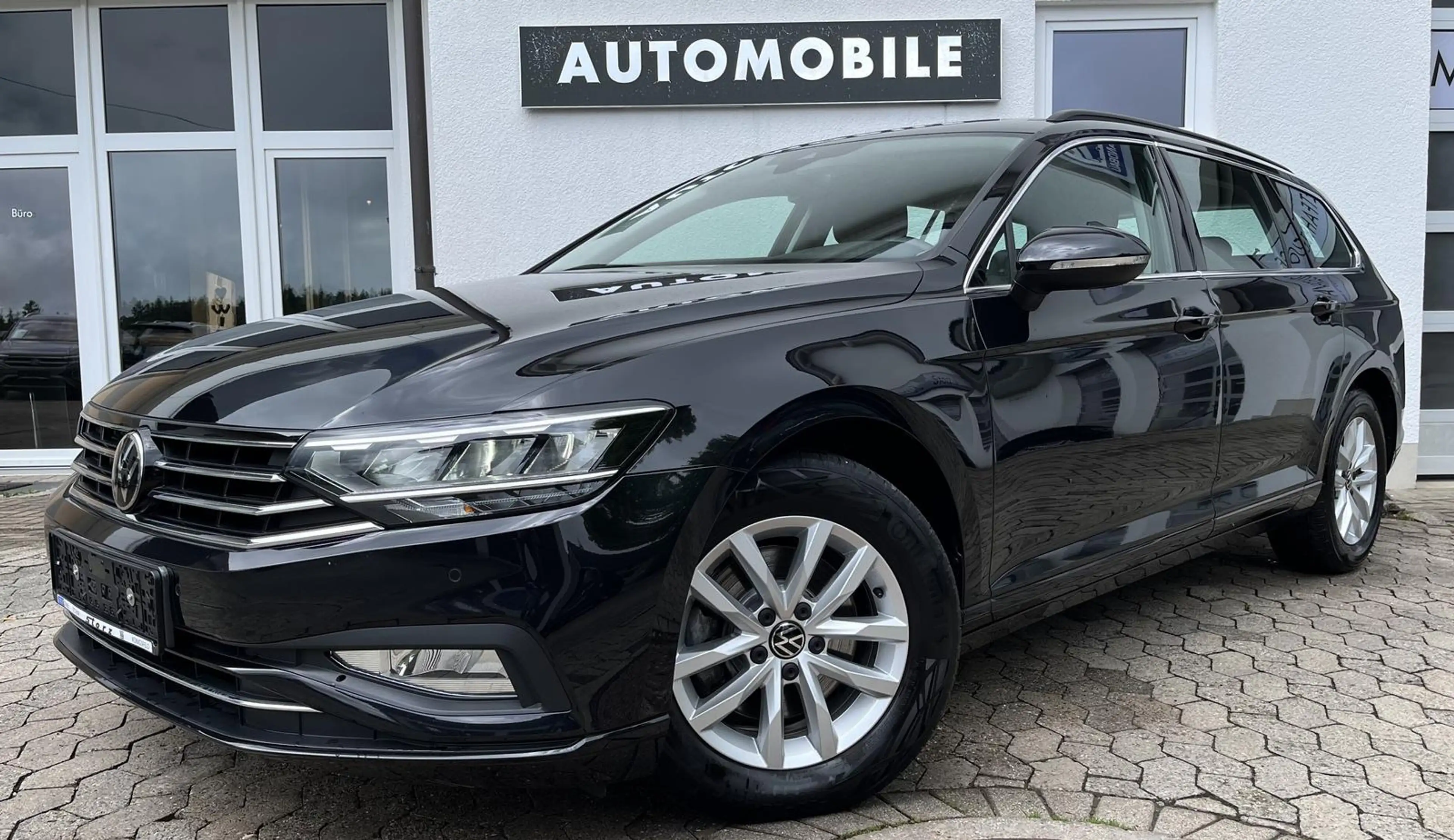 Volkswagen Passat Variant Business 2.0 TDI DSG NAVI ACC SHZ