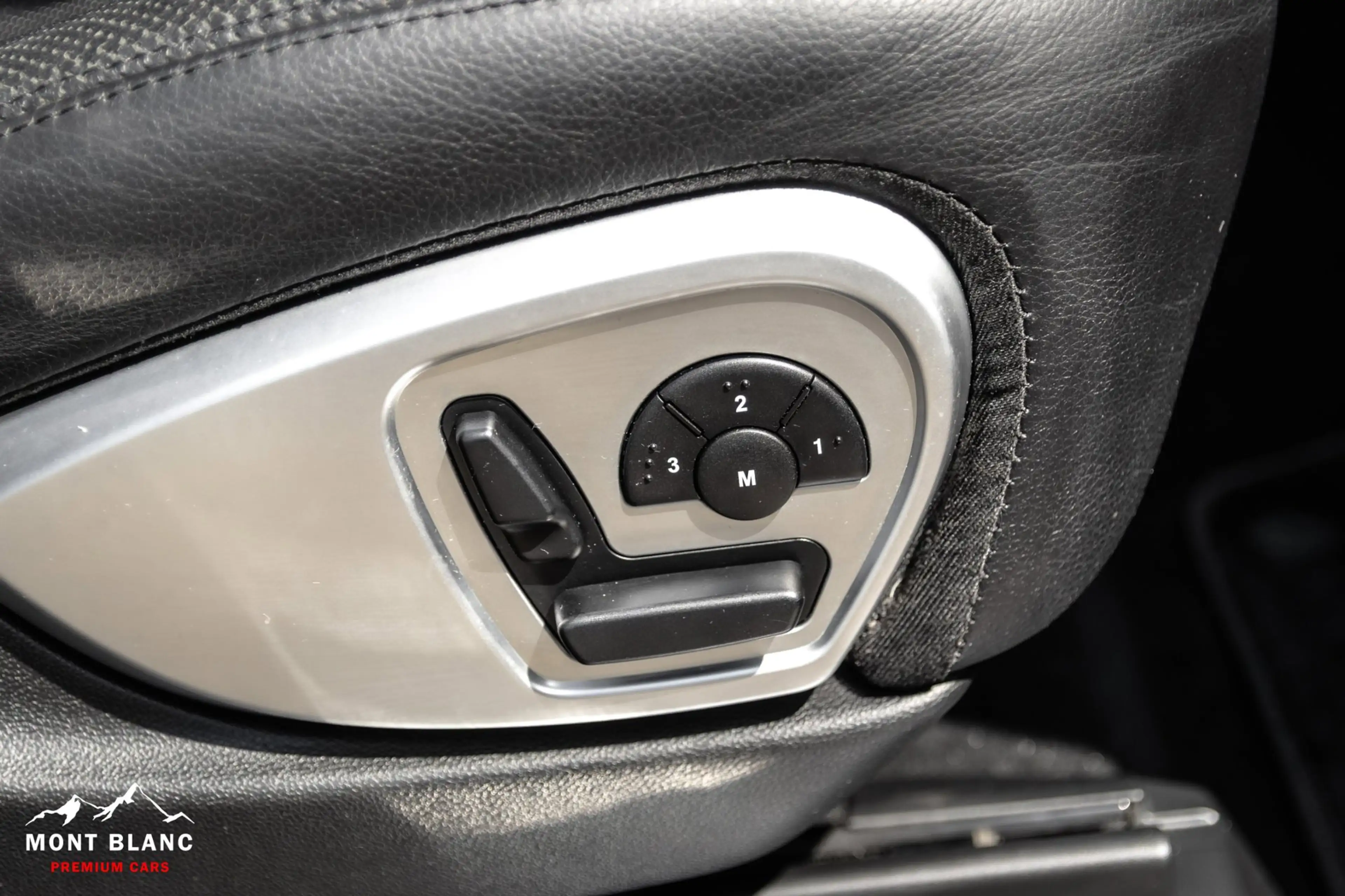 Mercedes-Benz ML 500 ML500 |Full opt|388PK|Youngtimer|23.136 Ex Btw| — photo 35