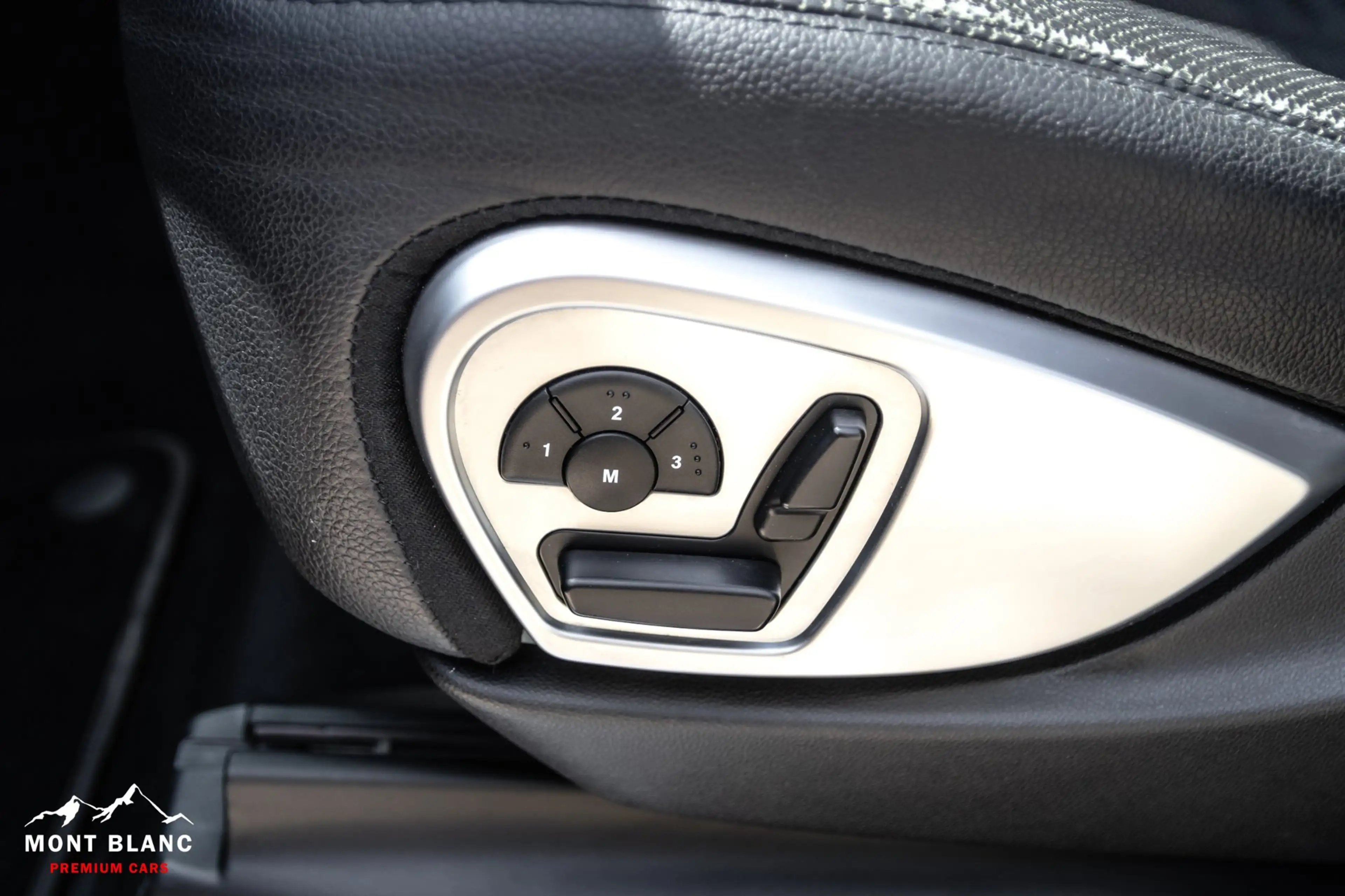 Mercedes-Benz ML 500 ML500 |Full opt|388PK|Youngtimer|23.136 Ex Btw| — photo 26