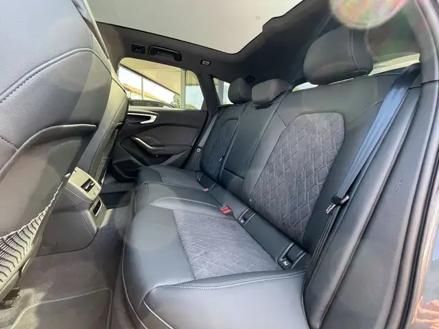 Audi A5 view 10
